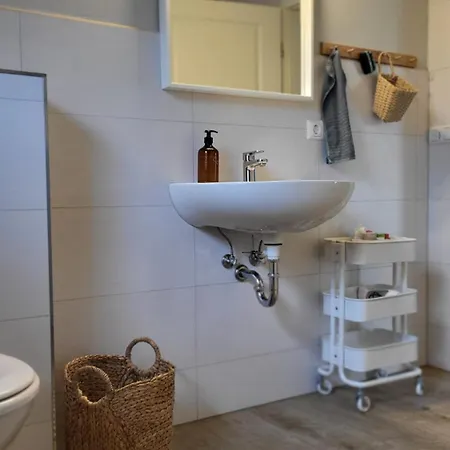 펜션 Am Vogelpark - Gruene 12 마를로브